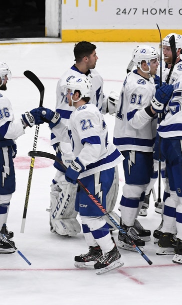 Lightning beat Islanders 1-0 in shootout